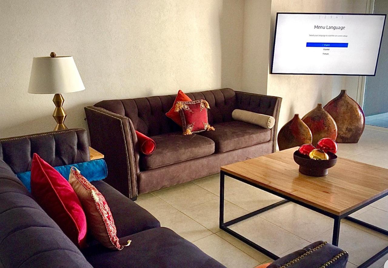 Apartamentos Grand Venetian Puerto Vallarta Bagian luar foto