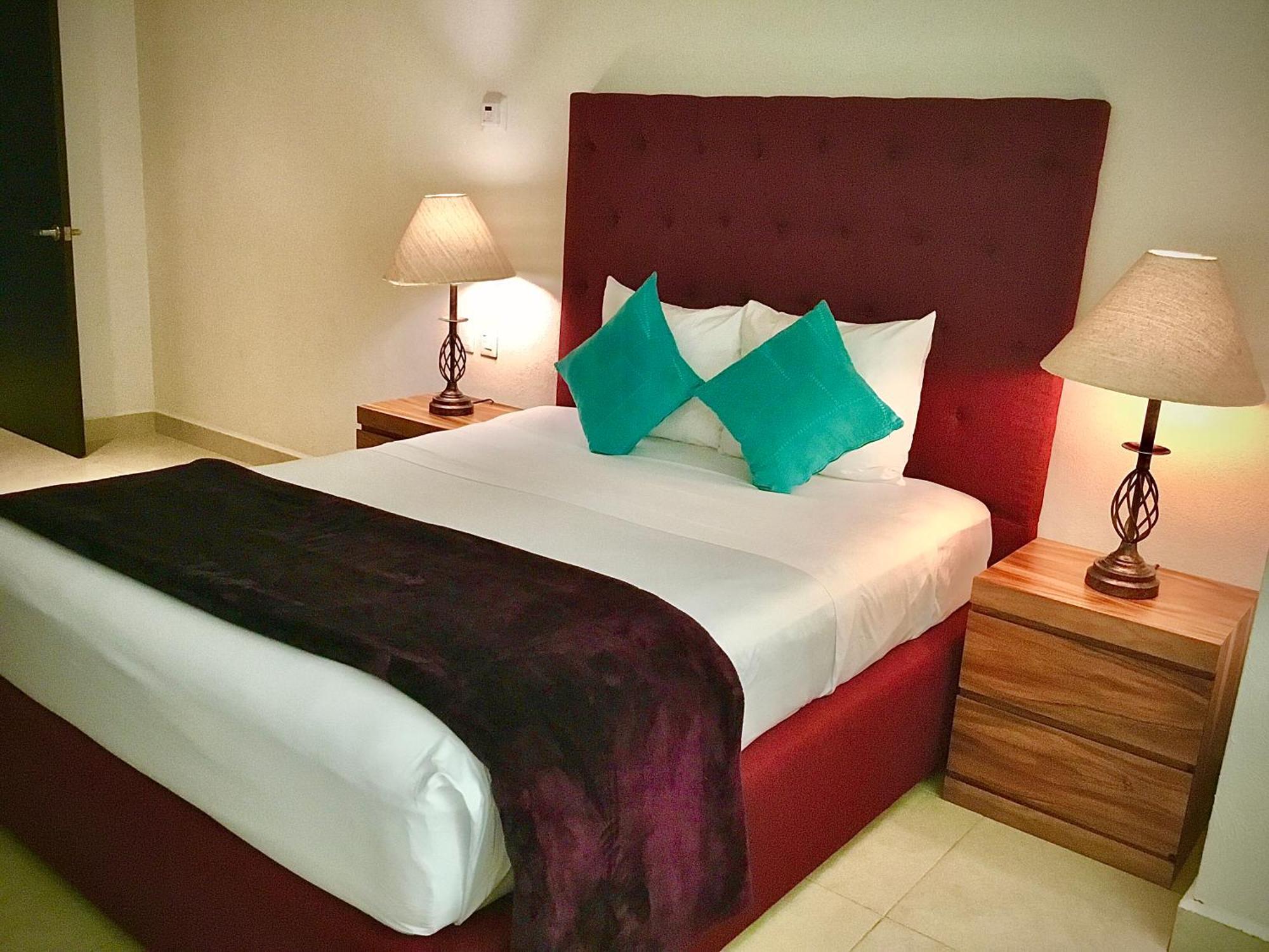 Apartamentos Grand Venetian Puerto Vallarta Ruang foto